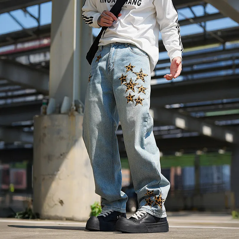 P270 💰 (Top version) chrome hearts ss25 blue star leopard print leather denim workwear logging pants. Styles with different wash textures, very friendly to people with thin legs and thick legs. The slightly flared version is very flattering to the leg shape. Moderate length that never goes out of style, easy and casual to match, basic styling for various styles, a must-have in the wardrobe! The fabric is stiff but also makes the upper body soft without losing texture. The washing process is even more perfect. It is a must-have item for everyone! ! !   Color: blue Size: 30-32-34-36 30 32 34 36 Waist circumference 80 85 90 95 Sitting circumference 105 110 135 120 Foot opening 46 47 48 49 External length 102 103 104 105